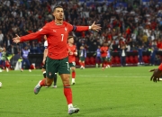 米兰体育下载-包含葡萄牙队在欧洲杯预选赛中大赢特输的词条