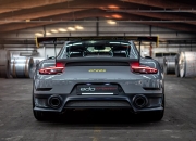 米兰体育官网-库尔图瓦神扑定乾坤，国际米兰节奏艺术掌控多特蒙德