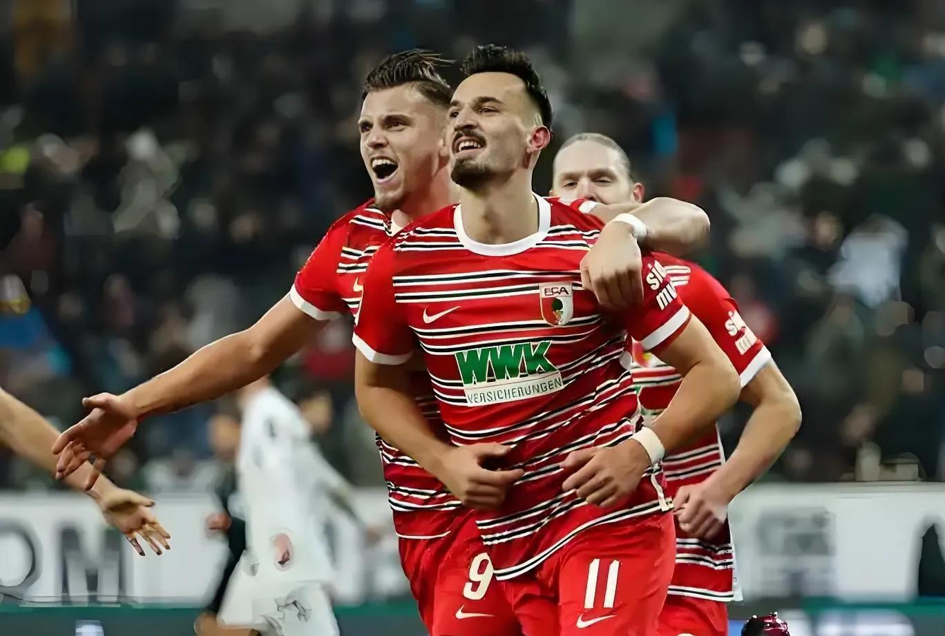 奥格斯堡客场艰难拿下比赛，实力不凡